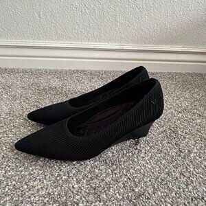Like New Vivaia Black Wedges 7